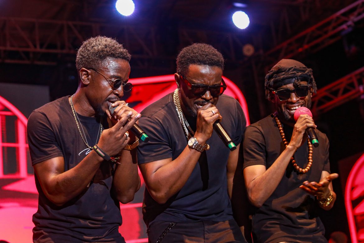 Image 2 – Kleptomaniax