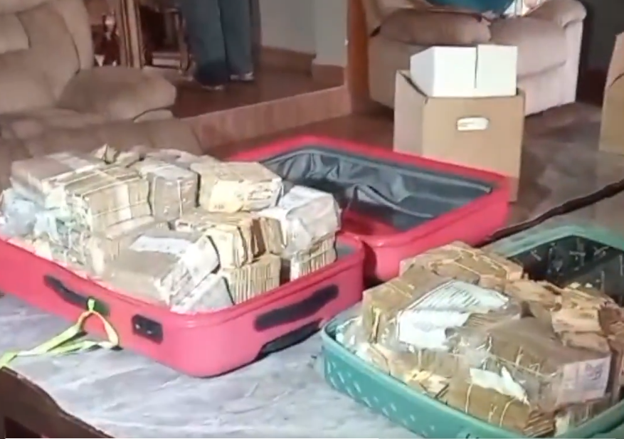 Part of the cash that was recovered at Patrick Analo's home by EACC detectives. PHOTO/Screengrab